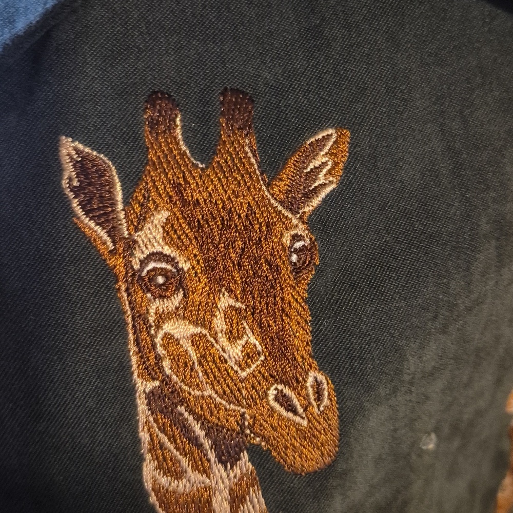 Quacker Factory Vintage Green Faux Suede Embroidered Giraffe Motif.(#1824) Sz.L. - Picture 2 of 15